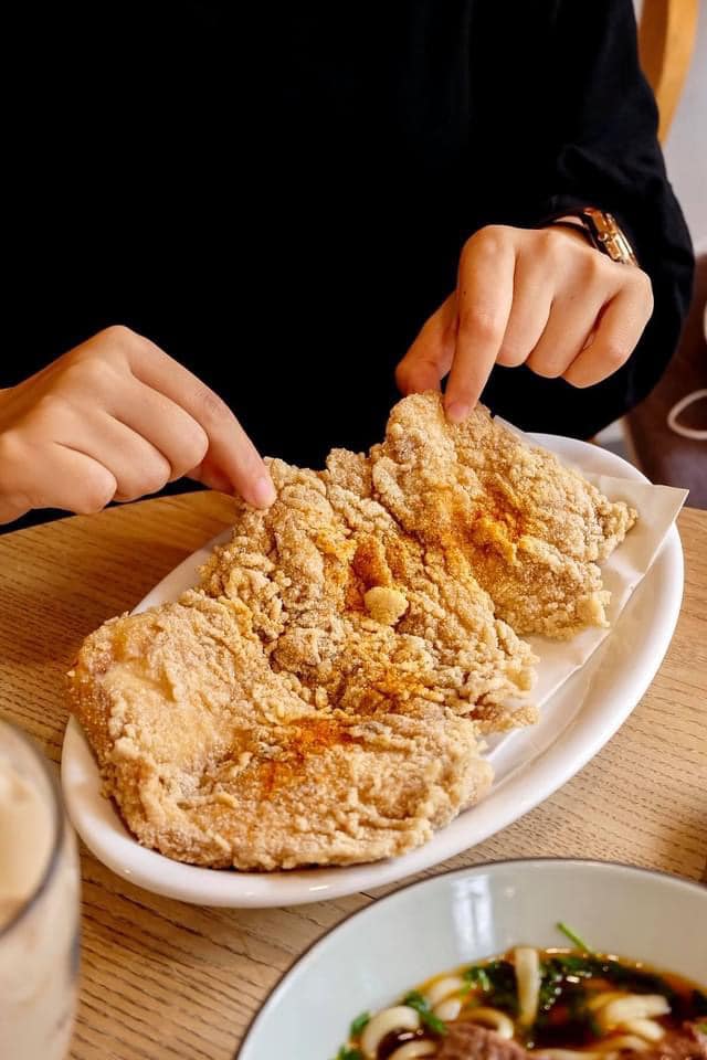 Yu Tang - Vạn Hạnh Mall