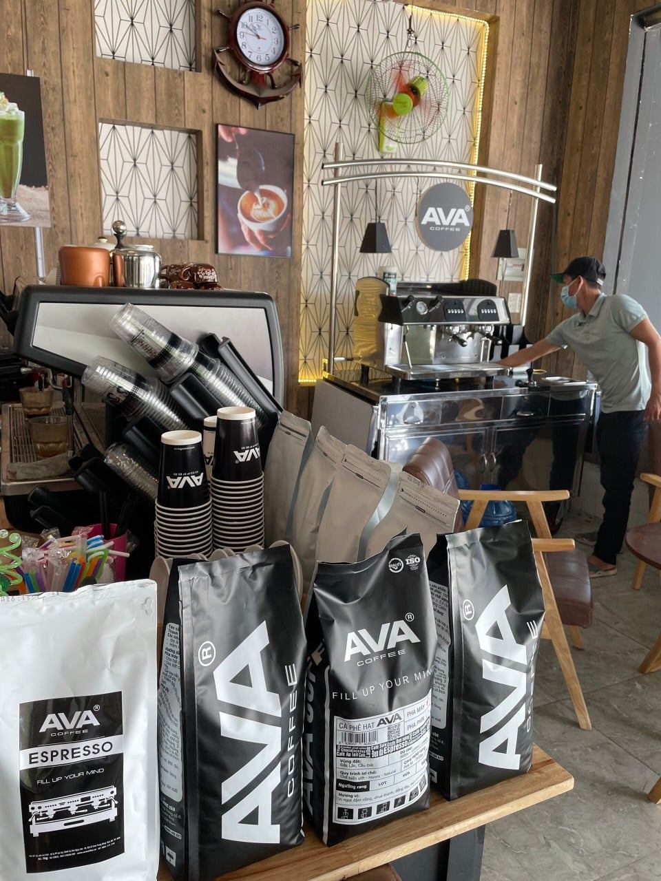 Ava Coffee - Lý Chính Thắng
