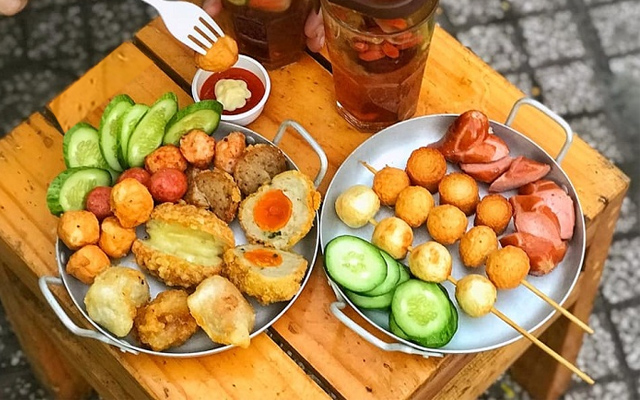 Ăn Vặt Tũn Tĩn - Lũy Bán Bích