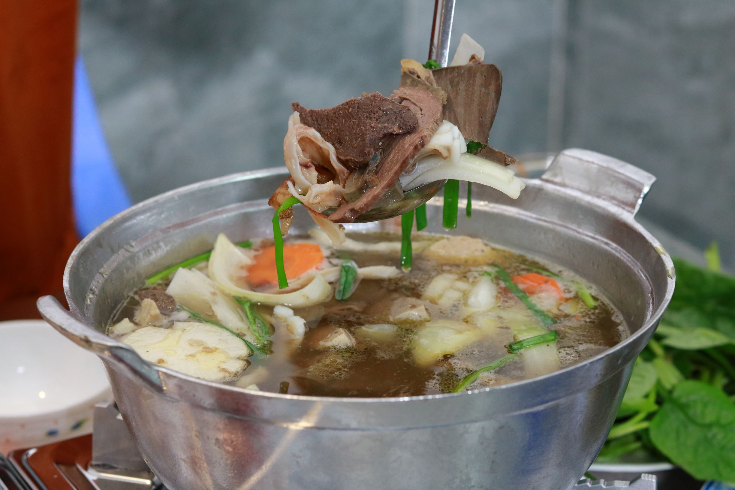 Lẩu Bò Hồng - Điện Biên Phủ