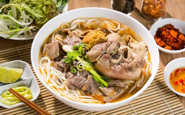 Bún Bò Huế Cô Vy - Nguyễn Biểu