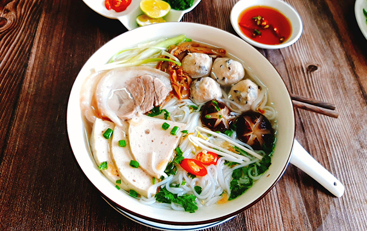 Bún Mọc Dọc Mùng Măng Khô - Đào Tấn