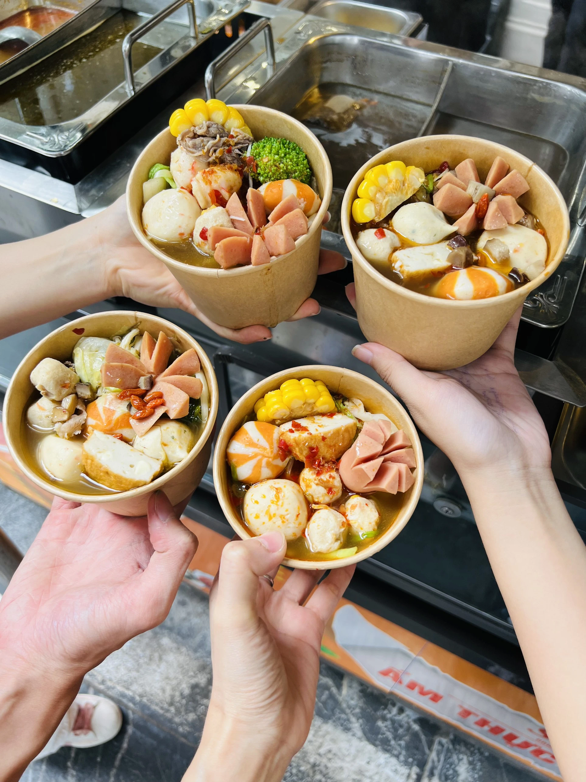 Lẩu Ly Saigon - Tân Sơn Nhì
