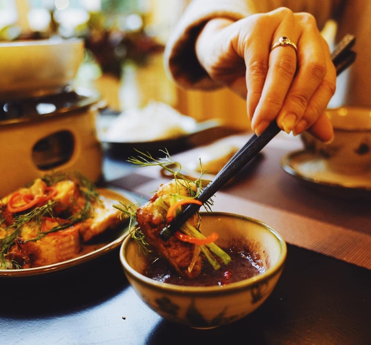 Nhà hàng Đông Kinh - Hàn Thuyên