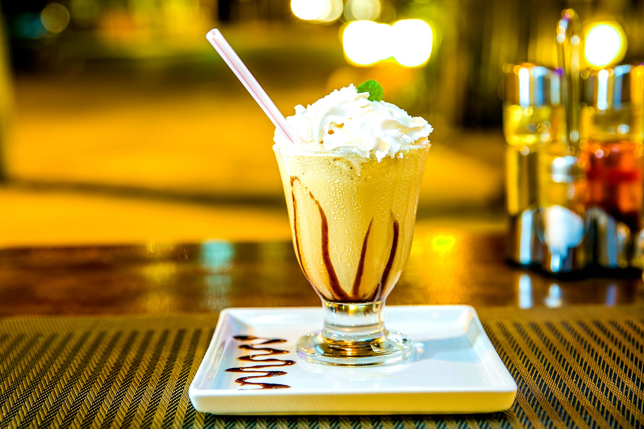 The City Coffee - Nguyên Hồng
