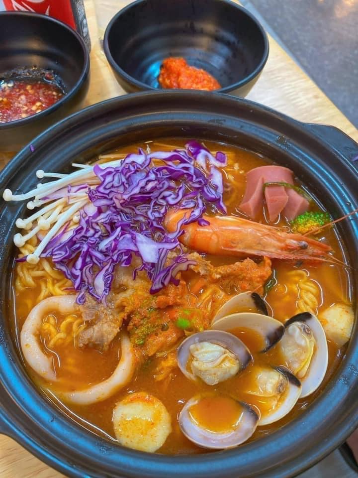 Airi's - Cafe, Trà Sữa & Ăn Vặt - Đống Đa