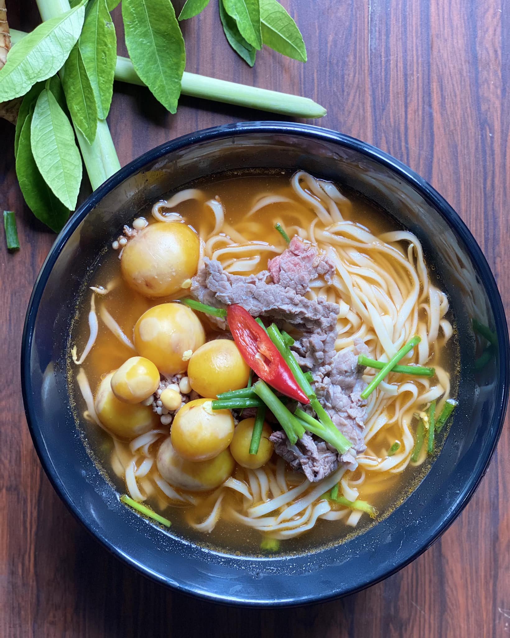 Bến Nứa Quán - Mì Chua Cay & Hải Sản Đà Nẵng - Hàng Đậu