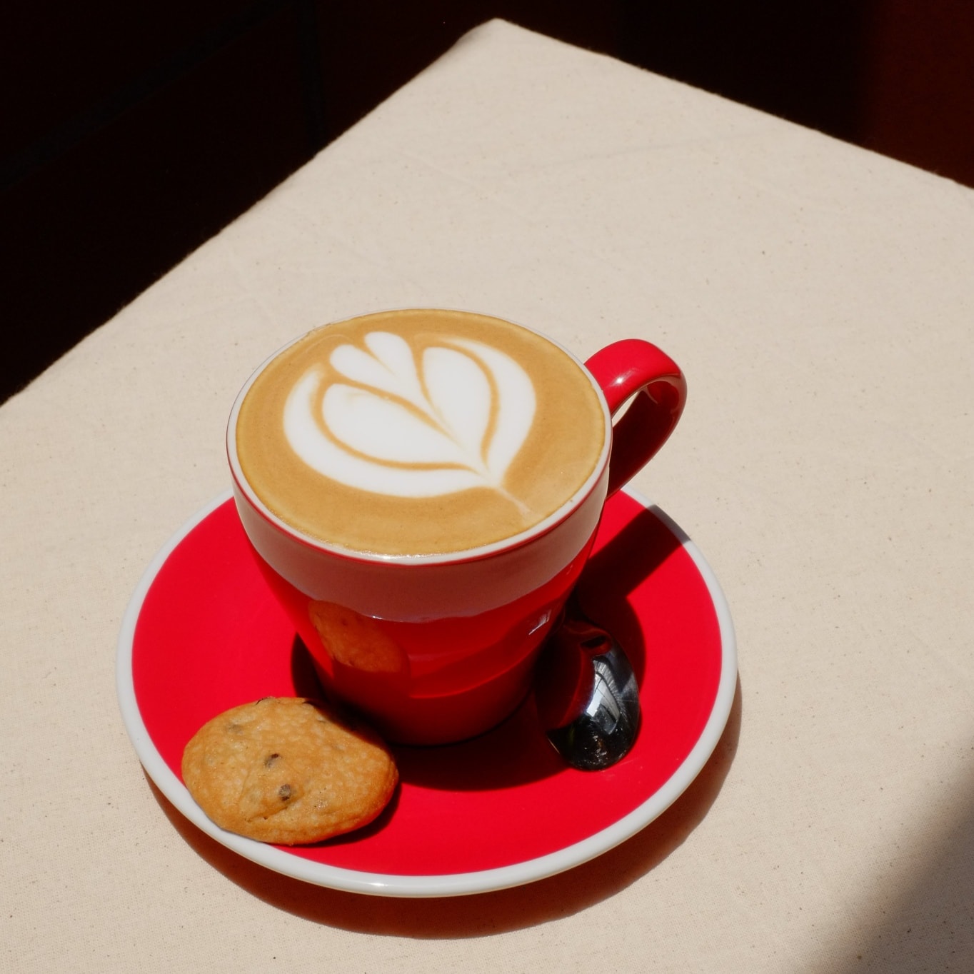 Tiệm Cà Phê May 1989 - Nguyễn Duy Trinh