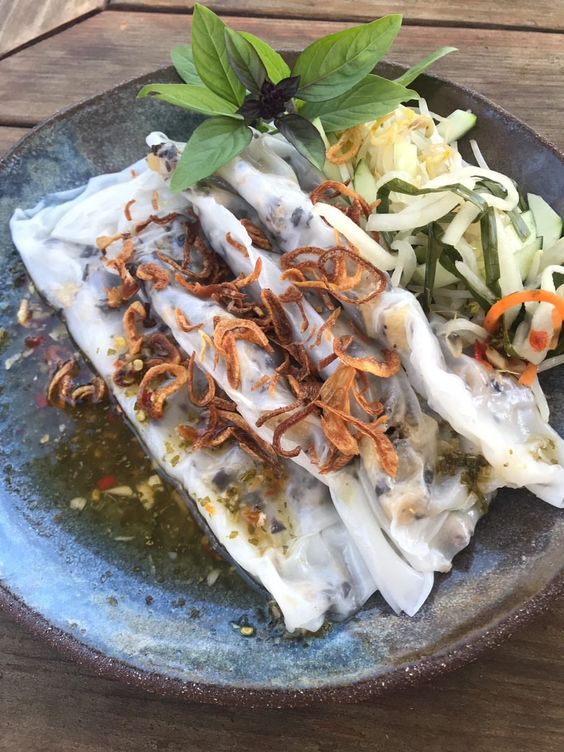 Bánh Cuốn Thanh Trì Cô Lan - Bánh Cuốn - Hàng Chuối