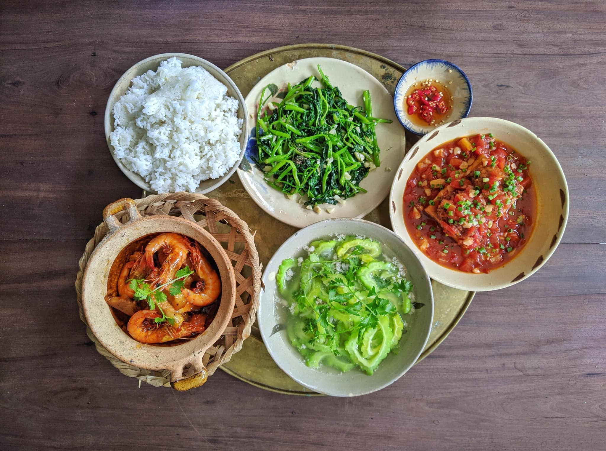 Bếp Hên - Về Nhà Có Cơm - Lê Hồng Phong