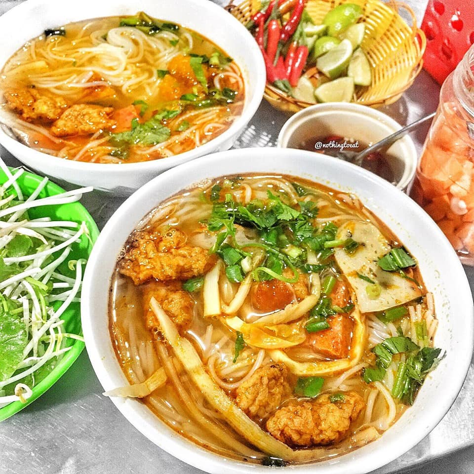 Bún Chả Cá Tam Giác - Dũng Sĩ Thanh Khê