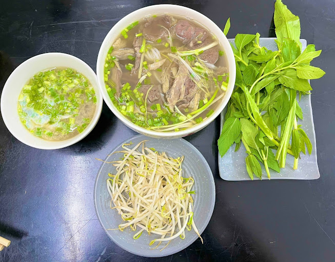 Bún bò- Phở bò Tuấn Ký - Tân Kỳ Tân Quý