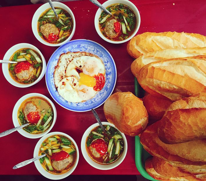 Su Mai Soup - Bánh Mì Xíu Mại Chén - Nguyễn Văn Quá