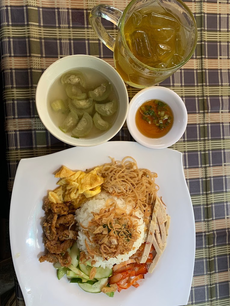 Quán Cơm Hẻm 16 - Nguyễn Thiện Thuật