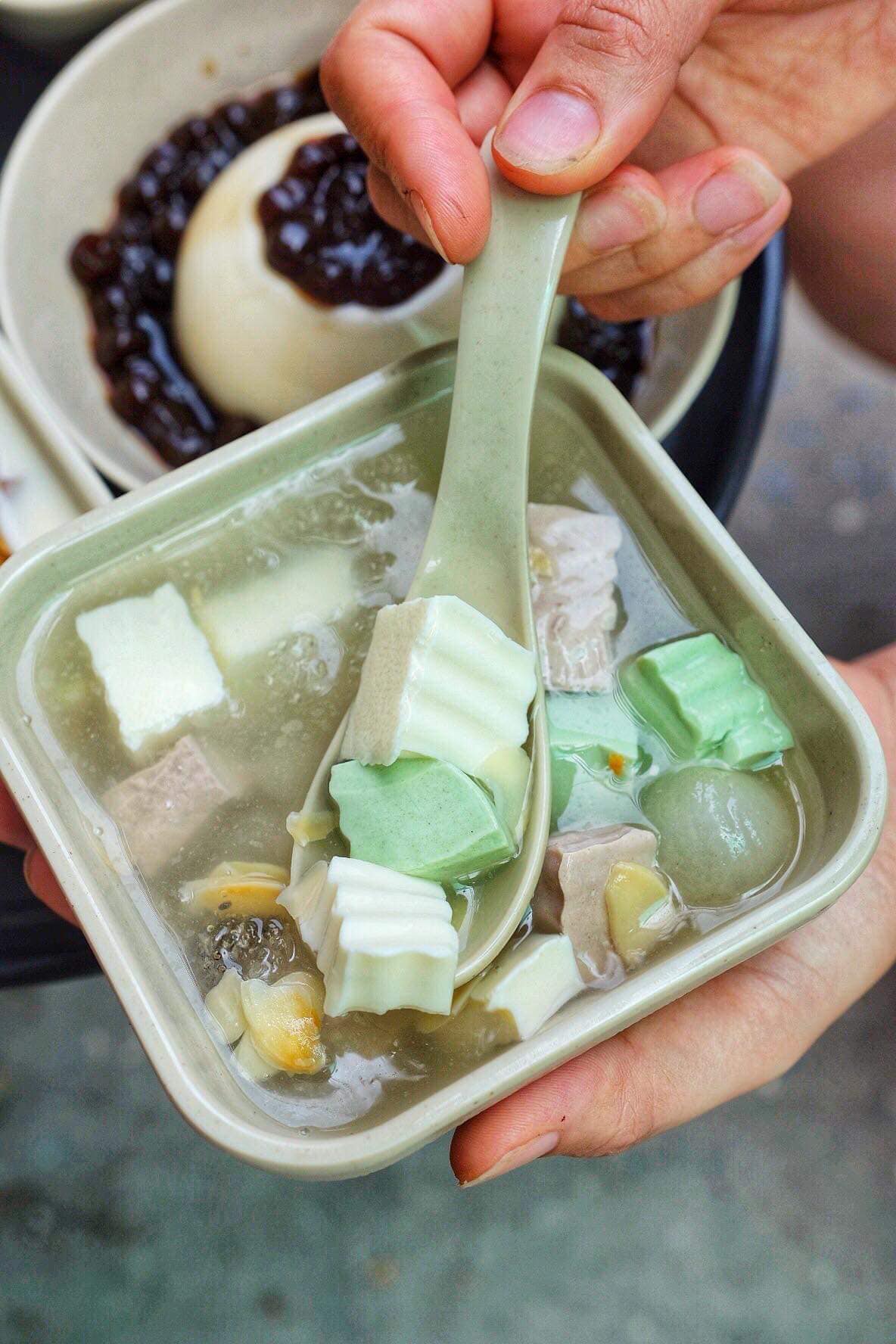 Chè Ngon Bích Thiên - Chùa Láng