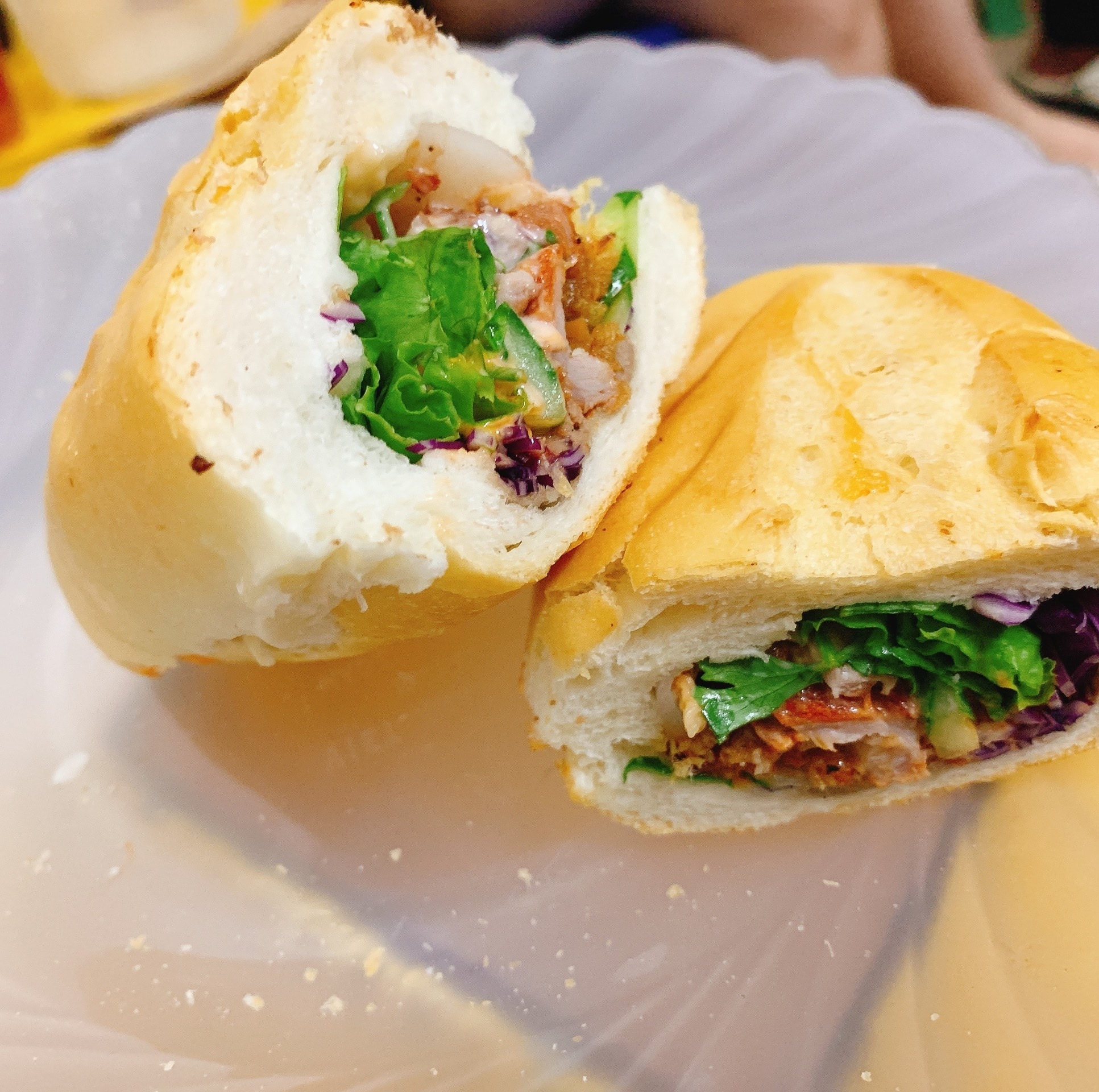 Bánh Mỳ Hem - Nguyễn Huy Tưởng