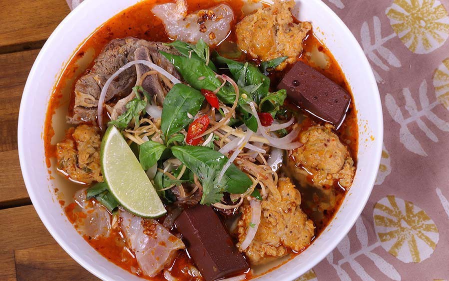 Quán Mười Hà - Hồ Tùng Mậu