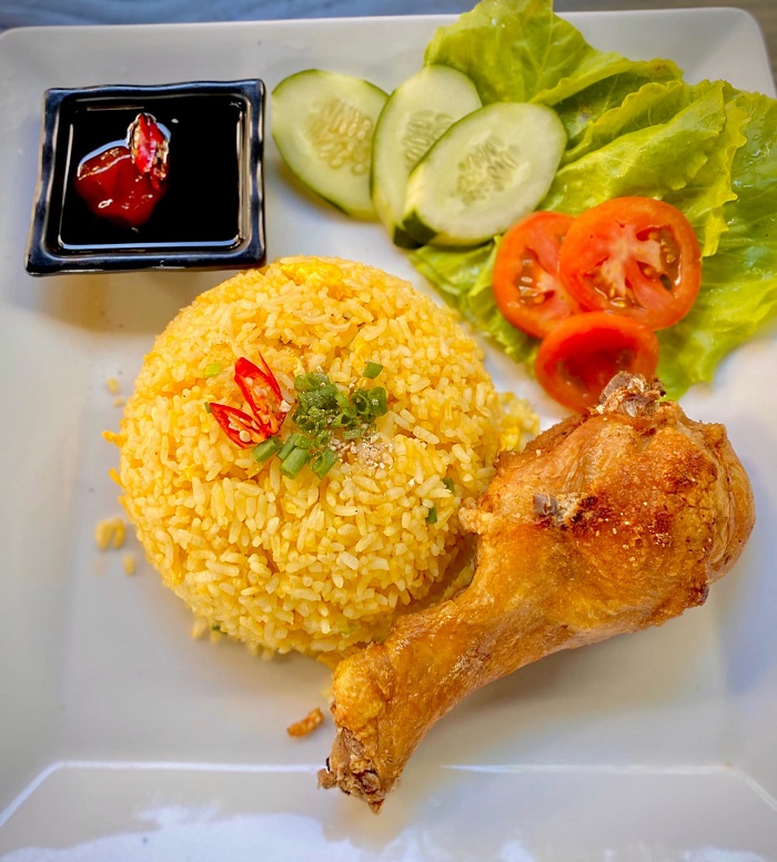 Mẹ Mèo - Da Gà Chiên Giòn & Cơm Gà Xối Mỡ - Tên Lửa