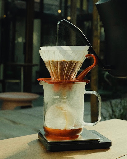 The Inner Hoian - Phan Bội Châu