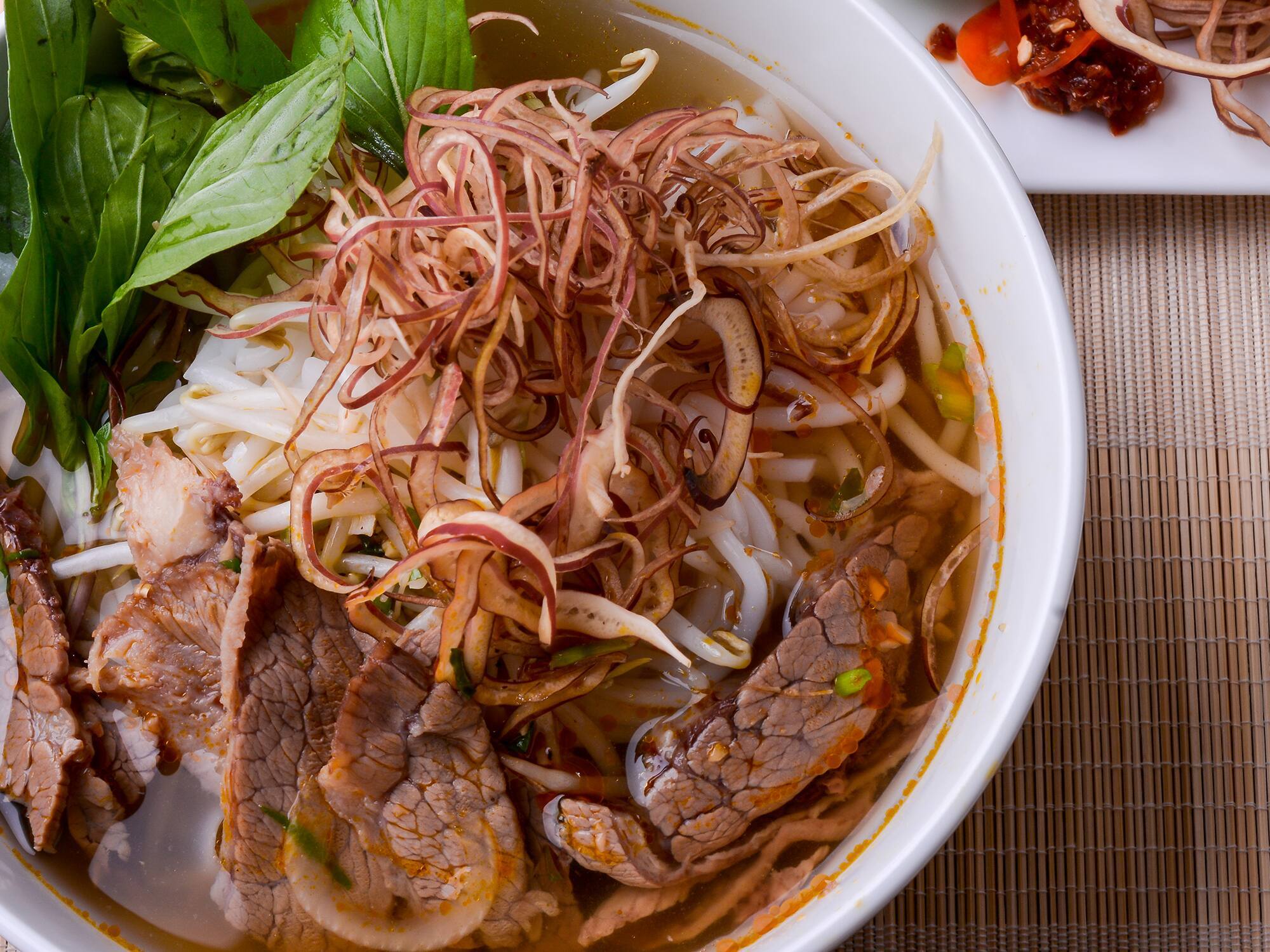 Tâm Đức - Bún Riêu Cua Sài Gòn & Bún Bò Huế - Lương Nhữ Hộc