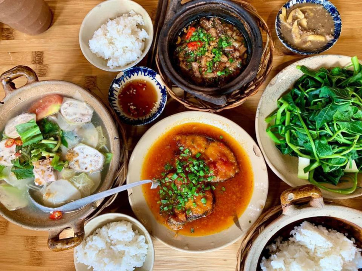 Quán Cơm Hà - Hiệp Bình
