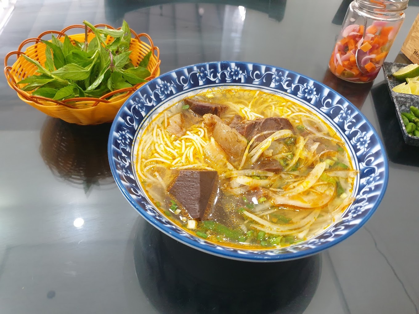 Bún Bò Huế Phương Anh - Vũ Hữu