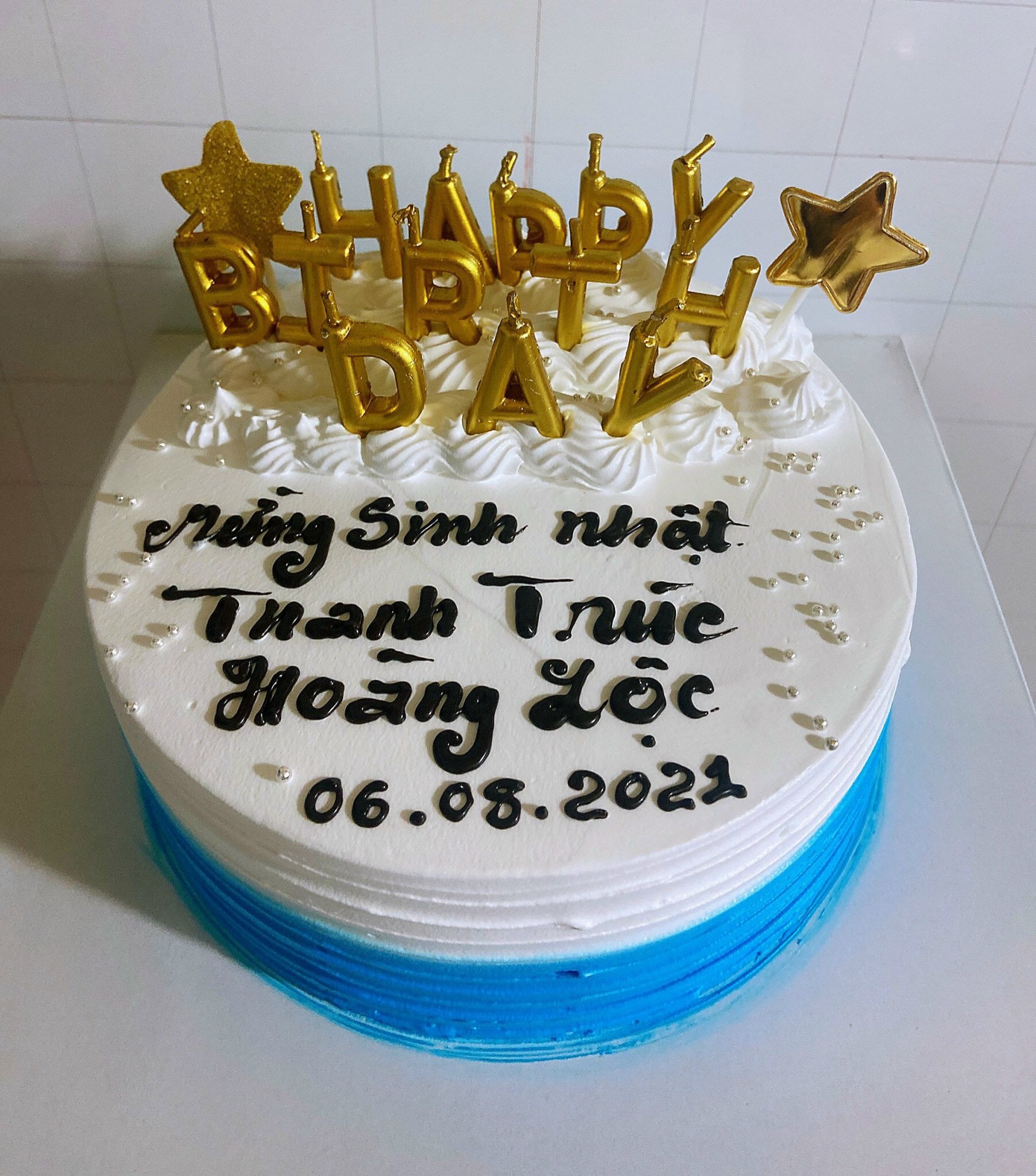 Bánh Kem Ngọc Hiền - 31/7 Phan Văn Hớn