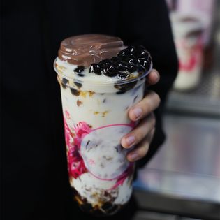 Hồng Trà Ngô Gia - Kha Vạn Cân