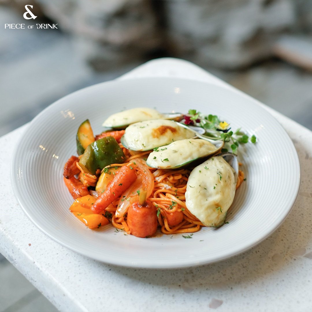 PIECE of DRINK - Nguyễn Thị Minh Khai