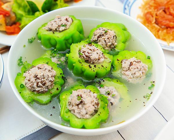 Cơm Trưa 212b - Nguyễn Phúc Nguyên