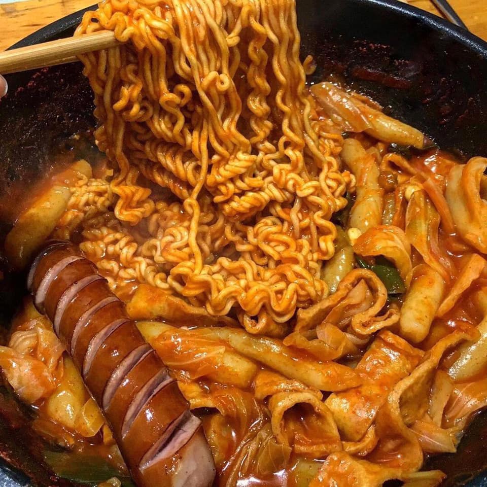 Dì Năm Quán - Trà Sữa & Ăn Vặt - Bông Sao 