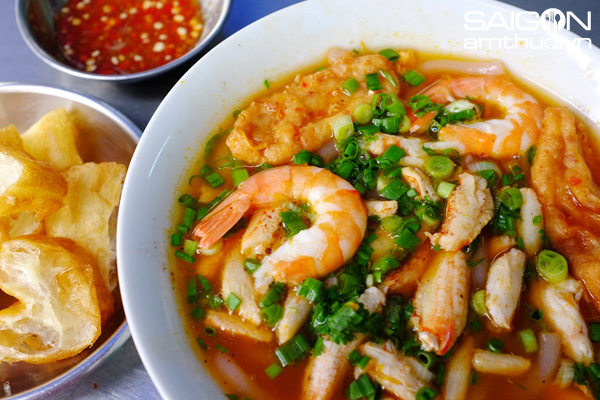 Út Cà Mau - Đặc Sản Cua Biển - Nguyễn Thị Minh Khai