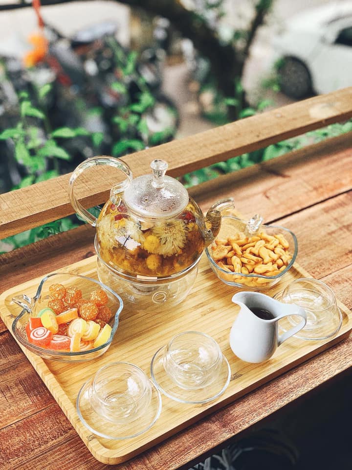 Đông Hồ Coffee - Tạ Quang Bửu