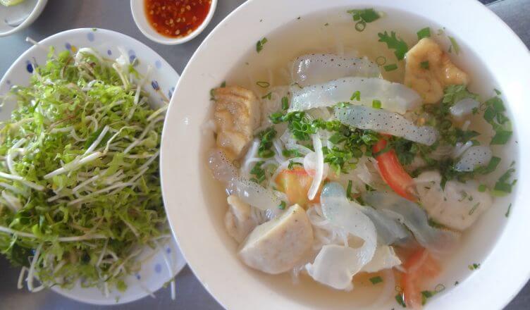 Bún Chả Cá Tam Giác - Dũng Sĩ Thanh Khê