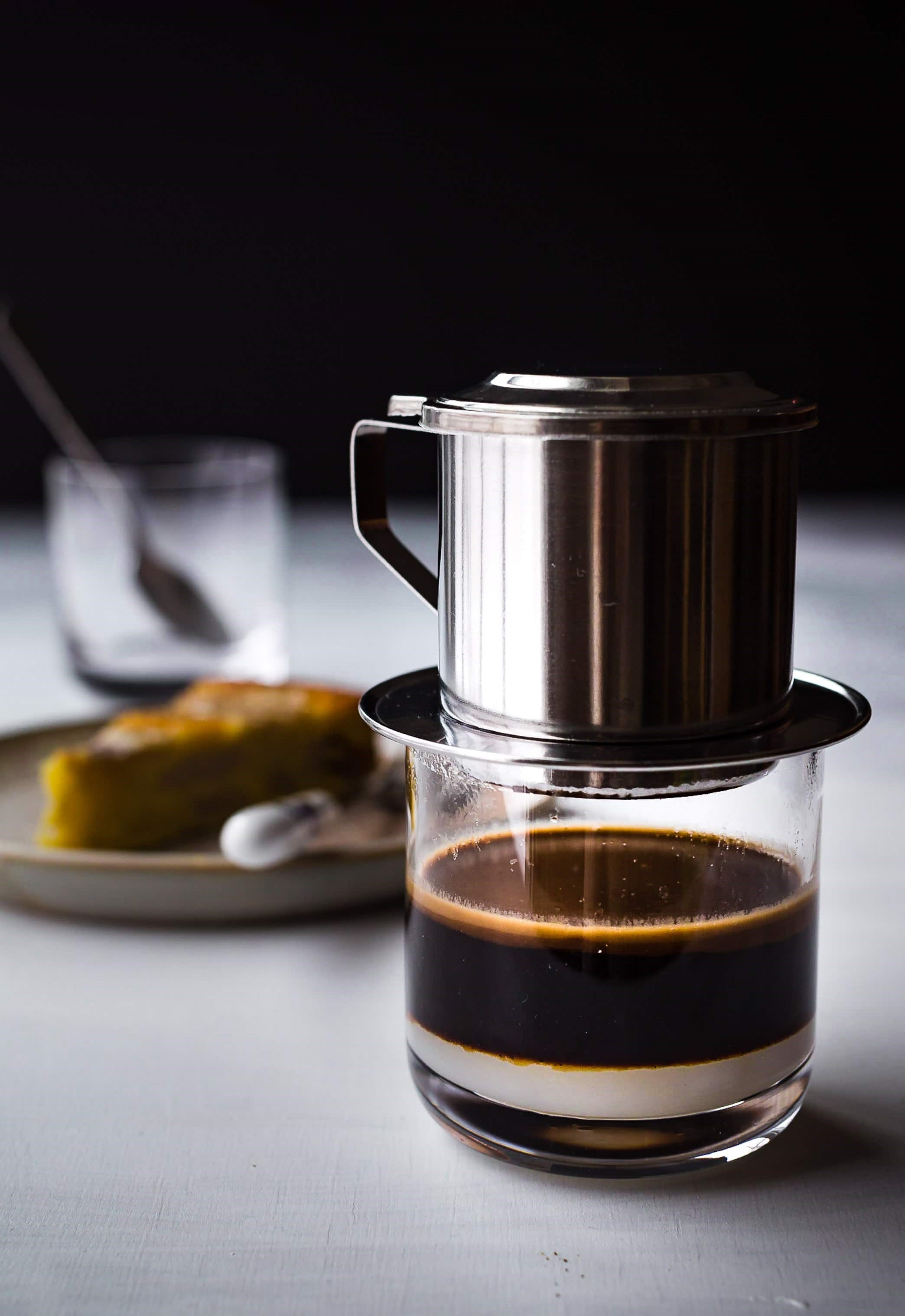 Coffee & Coffee - Trần Bình Trọng