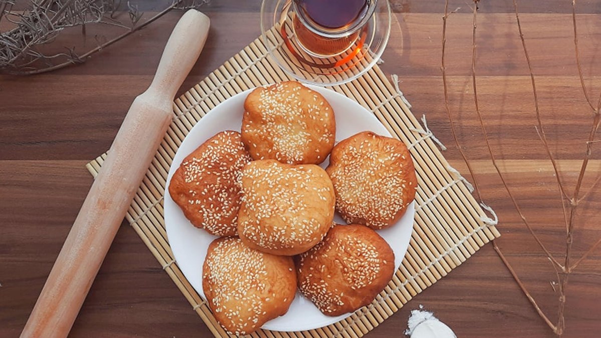 Bánh Tiêu Gia Nguyên - Phạm Văn Chiêu