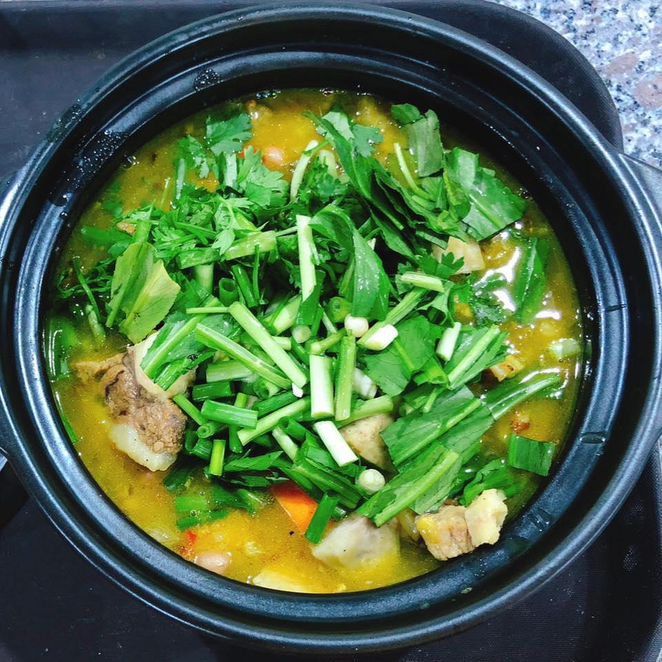 Lẩu Bò Phượng Hoàng - Đinh Gia Trinh