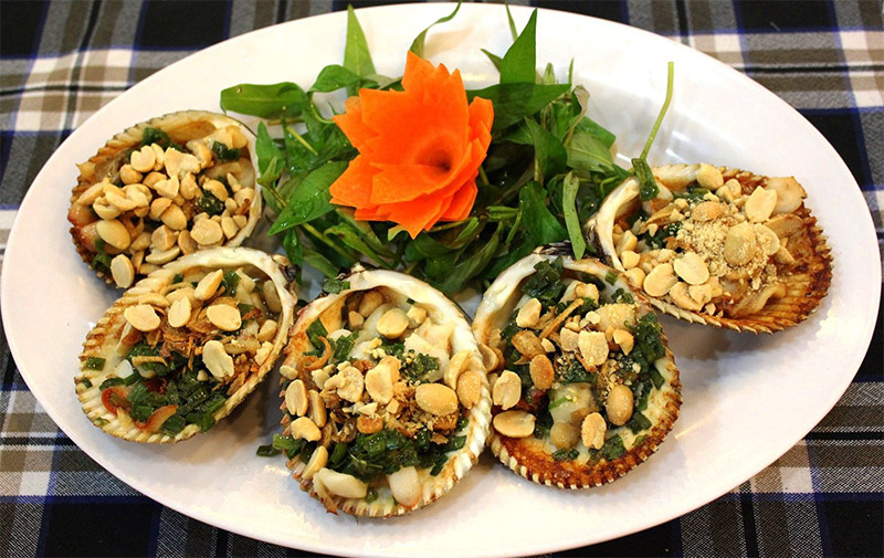 Hương Ốc & Chân Gà Nướng - Vũ Ngọc Phan