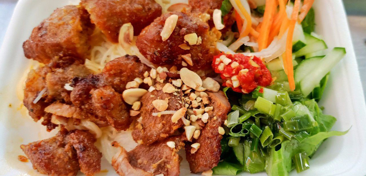 Lý Hương Gỏi Cuốn & Bún Thịt Nướng - Tôn Thất Đạm