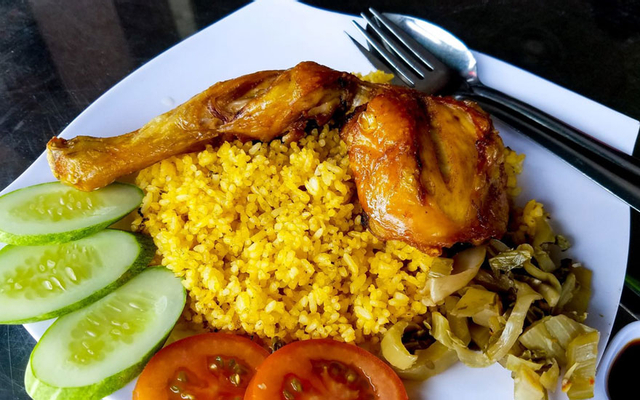 Cơm Gà Gia Việt - Ông Ích Đường