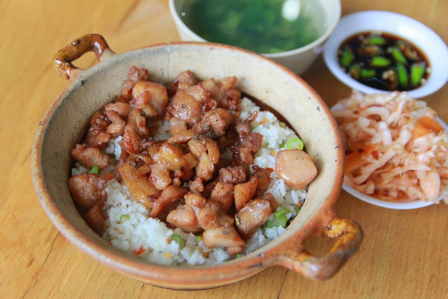 Tiệm Ăn Chợ Lớn - Dương Đình Nghệ