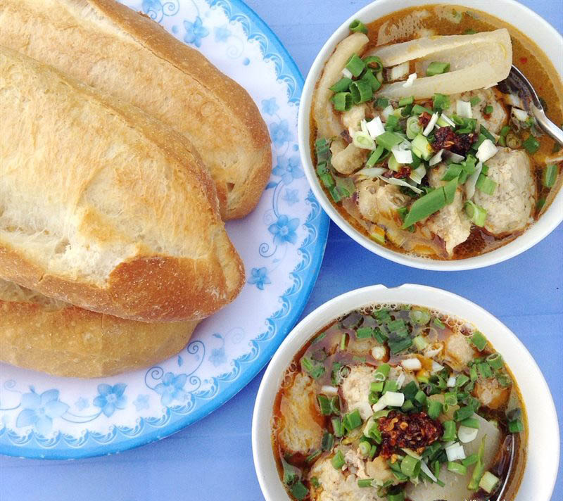 Su Mai Soup - Bánh Mì Xíu Mại Chén - Nguyễn Văn Quá