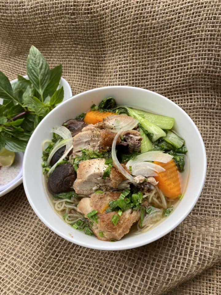 Su's House - Coffee, Phở Gà & Bò Kho - Tam Đảo