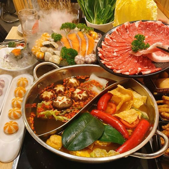 Xiên Que & Lẩu Nướng 211 - Hoàng Diệu 2