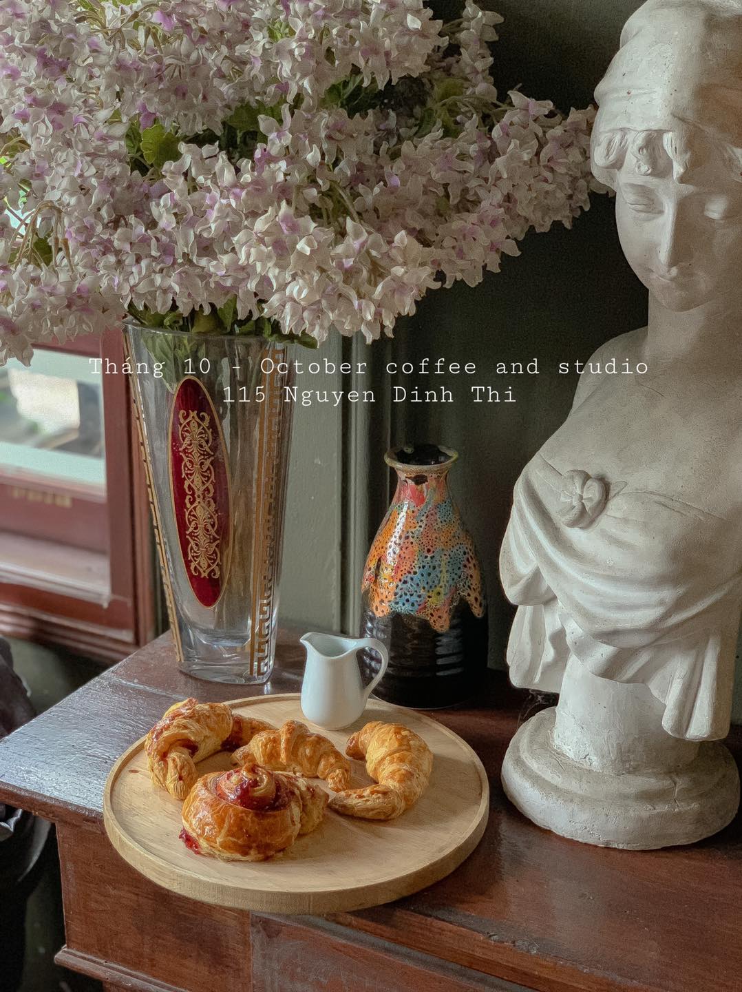 October Coffee - Nguyễn Đình Thi