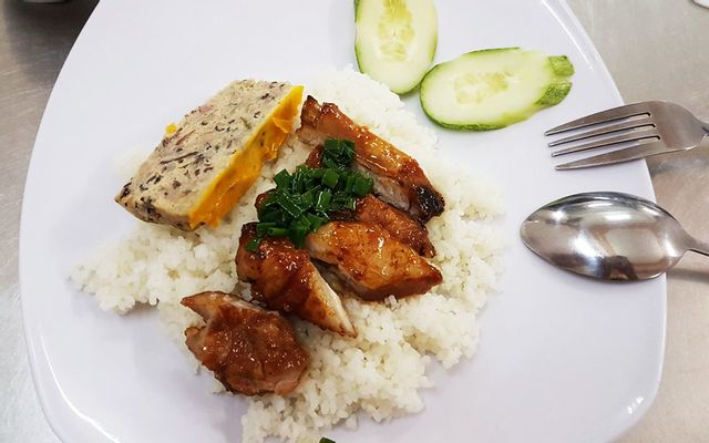 Cô Ba Chề - Cơm Tấm Long Xuyên - Phan Huy Ích