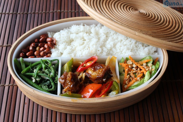 Cơm Văn Phòng Hồng Nhung Quán - Trần Phú