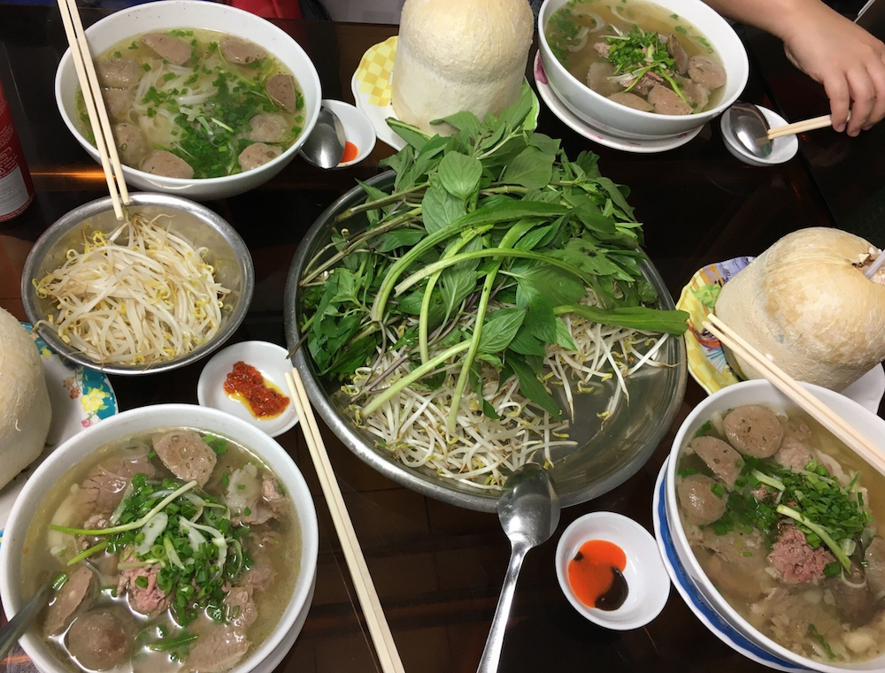 Lê Béo - Phở Bò & Lẩu Gầu Bò - Thanh Nhàn