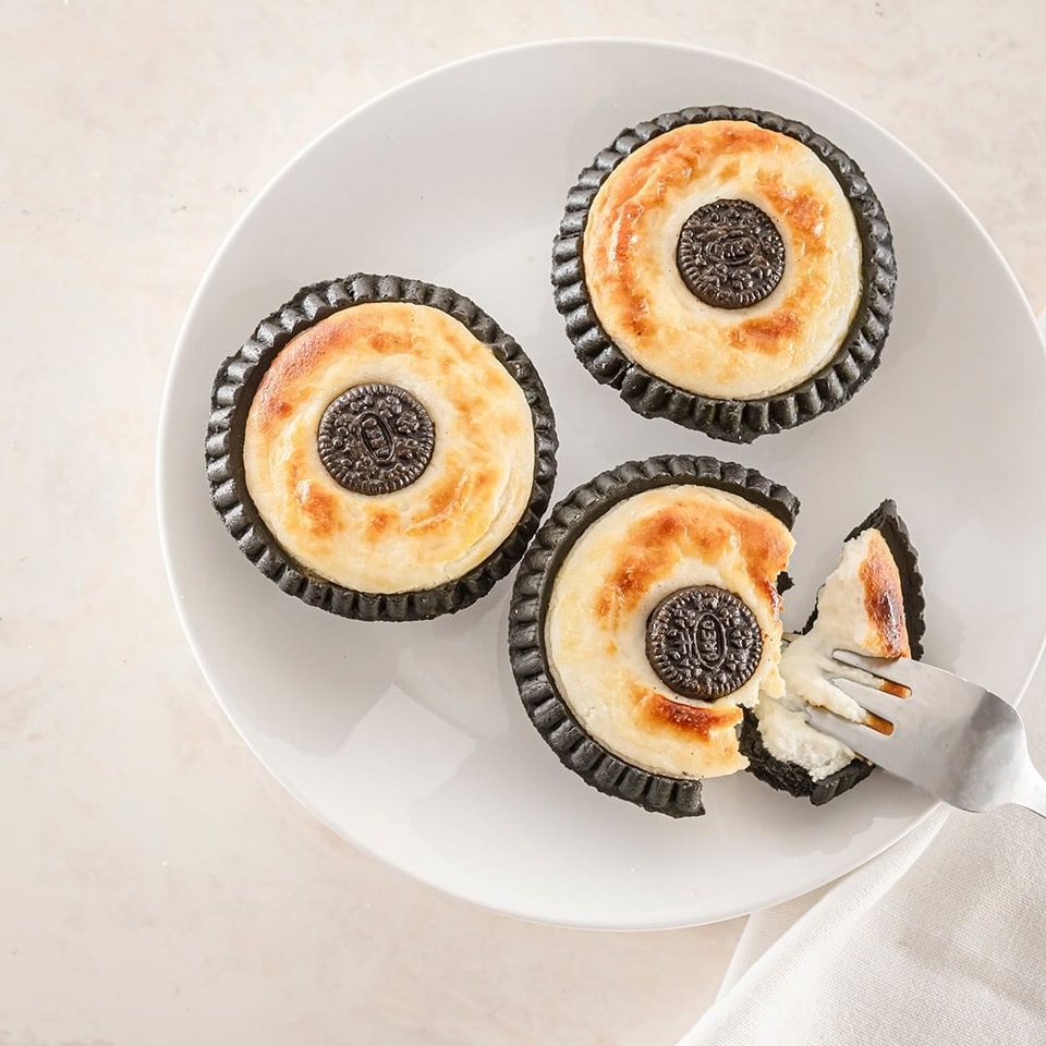 Hokkaido Baked Cheese Tart - Phan Xích Long