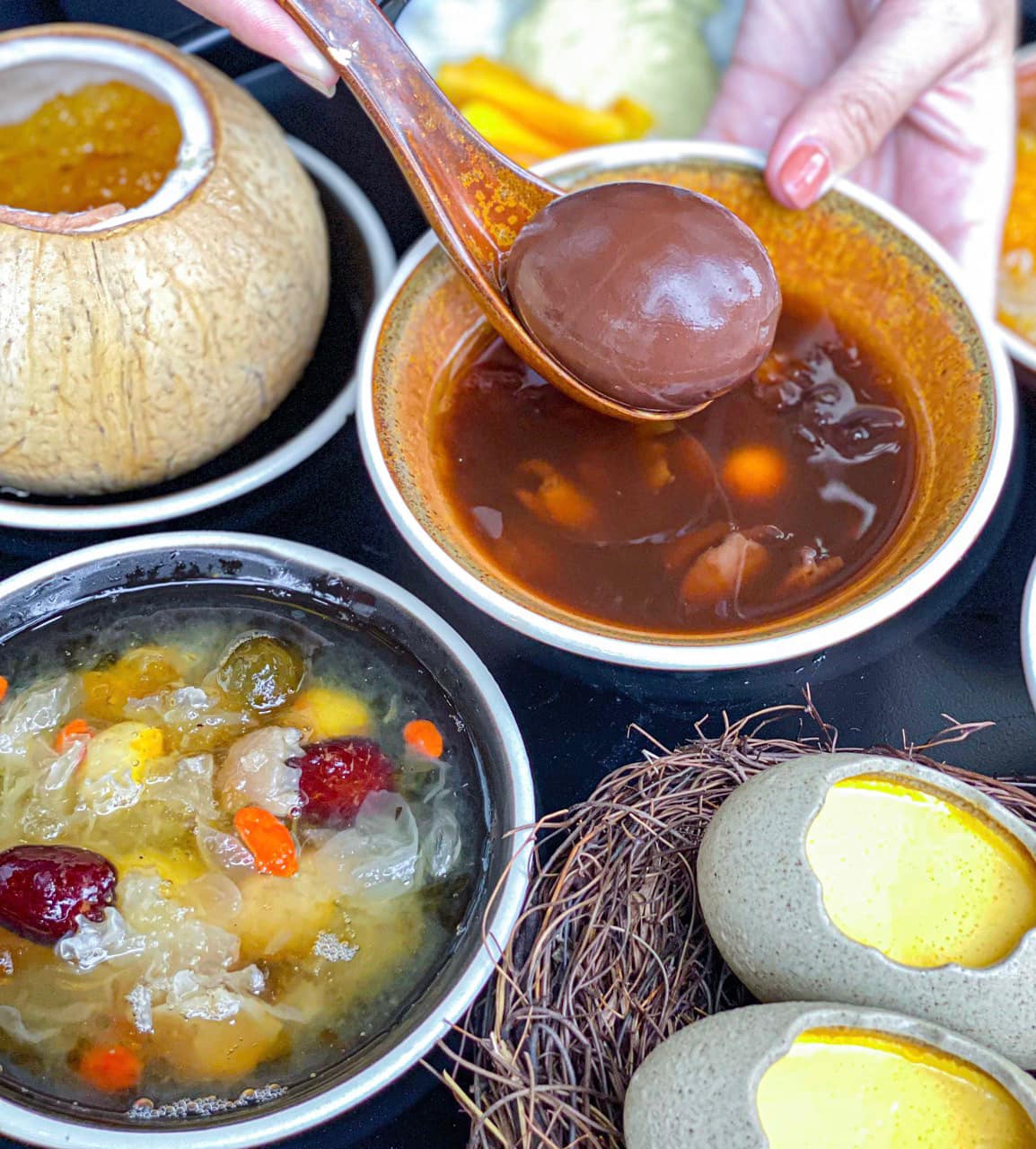 Quách Gia - Chè & Nước Ép Sinh Tố - Chợ Xóm Chiếu